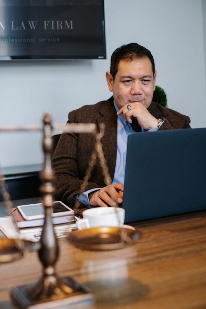 Real estate law firm Farmington Hills: Expert Reasons